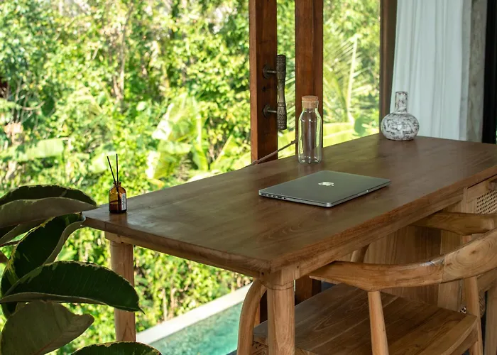 Salty Breeze Bali ウンガサン